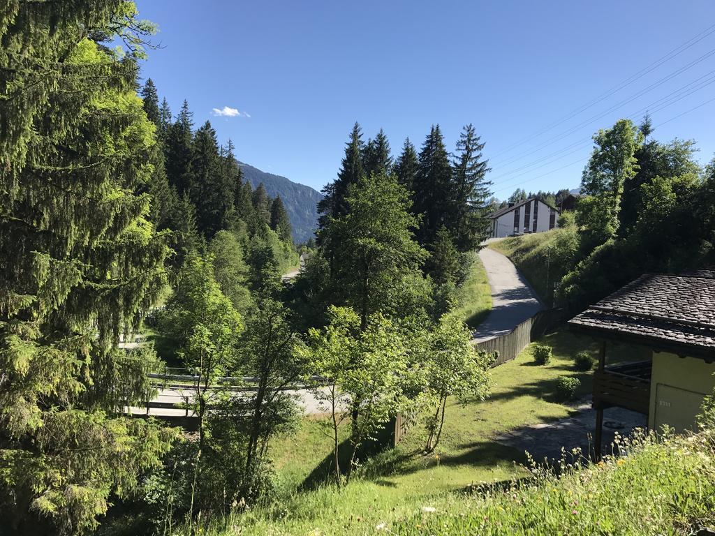Ferienwohnung Laax Mit Traumblick, Grossem Balkon Und Terrasse Екстер'єр фото